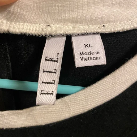 Elle XL Top Black Blouse White Trim Sleeveless Shirt - Picture 2 of 6